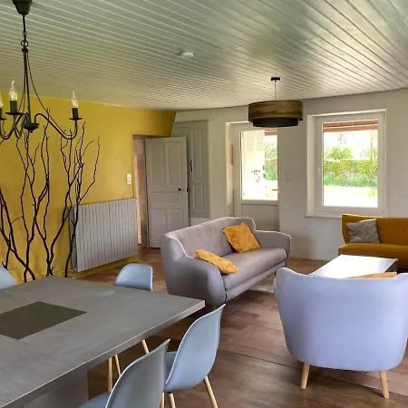 La Maison Du Plessis Сasa de vacaciones *