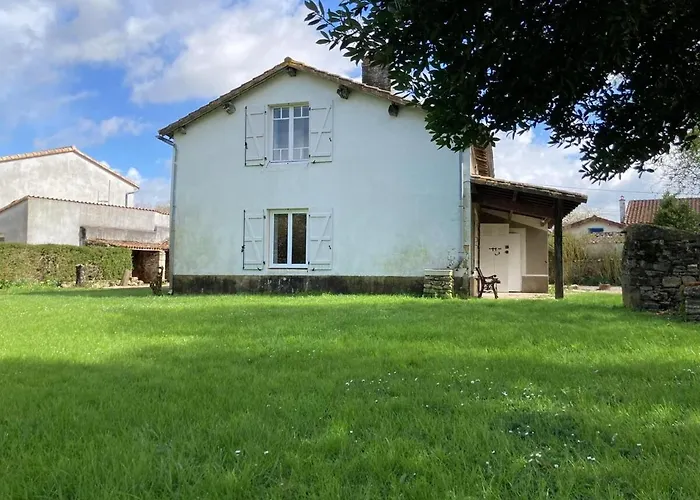 Сasa de vacaciones La Maison Du Plessis